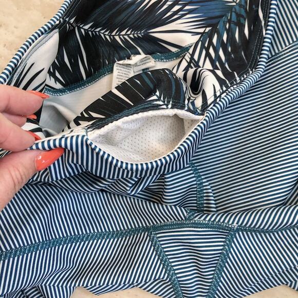 NWOT Nanette Lepore Activewear Celestial Striped Equator Crop Tights Leggings M - Picture 6 of 12